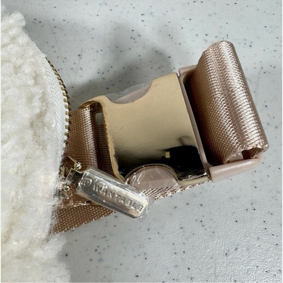 Wantable Sherpa Everywhere Belt Bag Ivory Cozy Fleece Crossbody Adjustable OS - Picture 9 of 12
